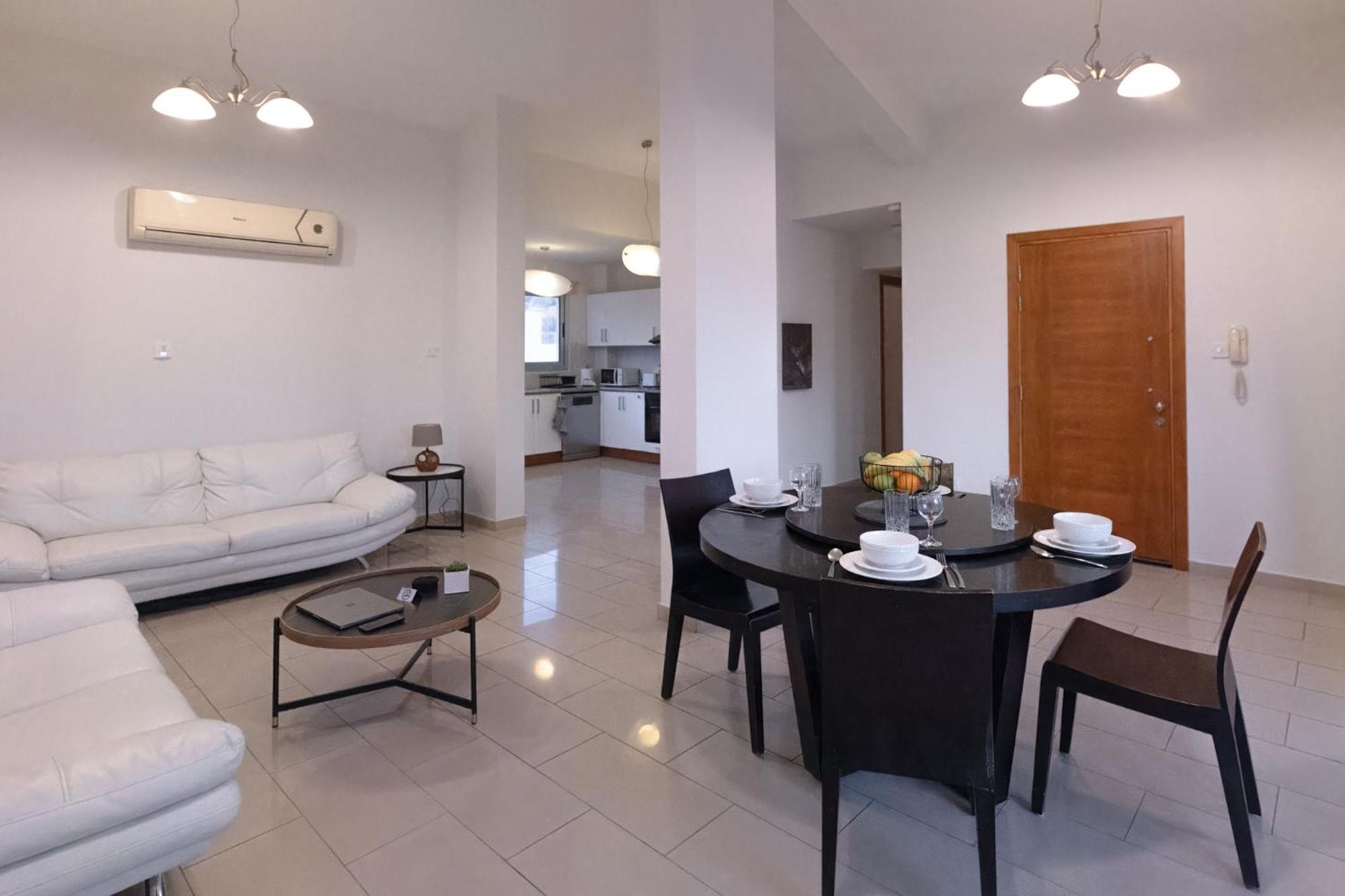 Nefeli Blue-Horizon 2B, Pool, Suites, Big Balconies Pafos Dış mekan fotoğraf